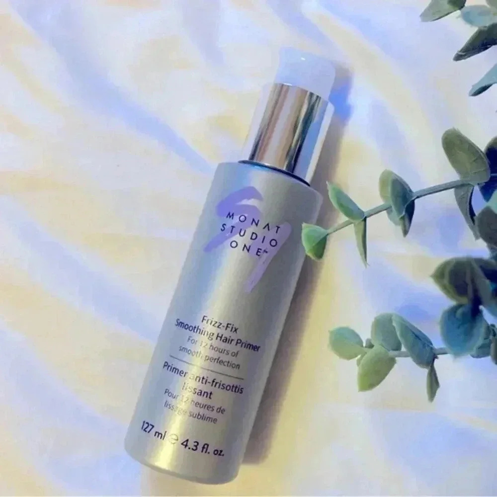MONAT  Frizz-Fix Smoothing Hair Primer​​